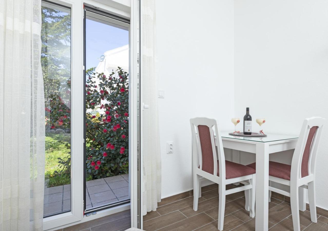 Apartments Natasa Радовичи Экстерьер фото
