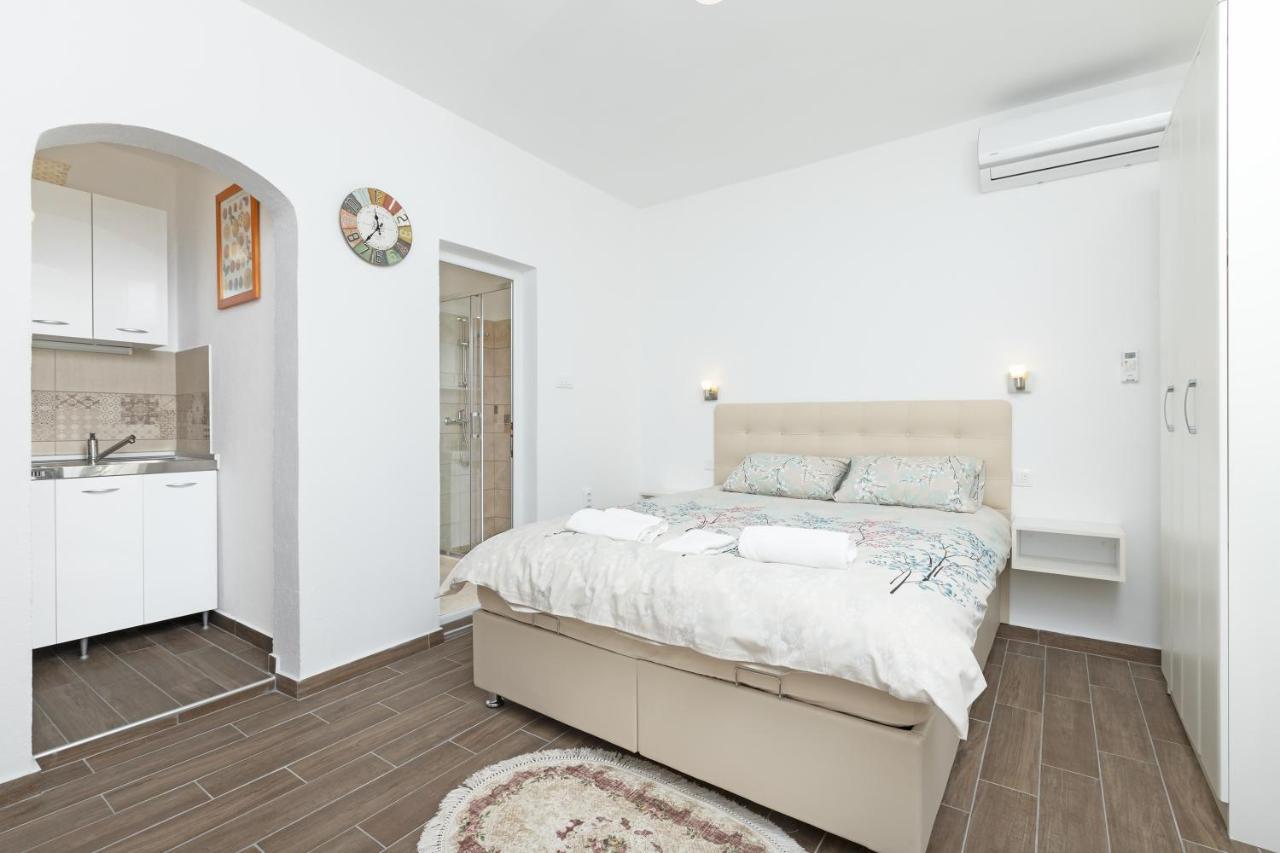 Apartments Natasa Радовичи Экстерьер фото